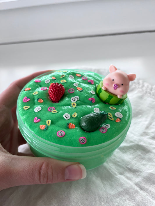 Piggy at the farmers market